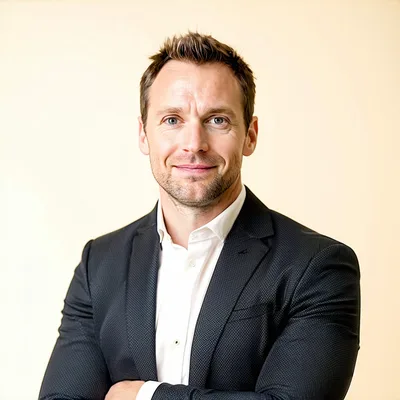 Portrait of the Atelier growth and marketing lead